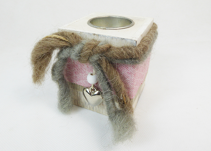 Pz 2 Porta Tea Light In Legno Con Cuore 7x7x9 Cm