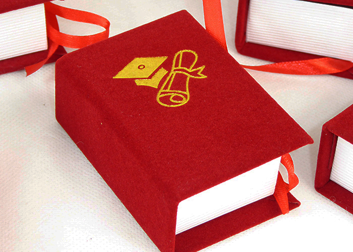 Pz 6 Astuccio Libro Laurea Portaconfetti 5,5x8xH.3 Cm Vellutato