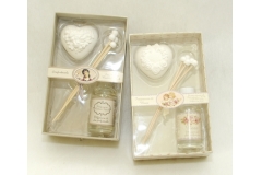 Diffusore Con Fragranza Cotton Fresh Bergamotto/rosa 30 Ml Con 5 Stick E Cuore In Gesso